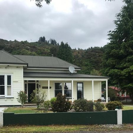 The Old Vicarage Hotel Reefton Ngoại thất bức ảnh