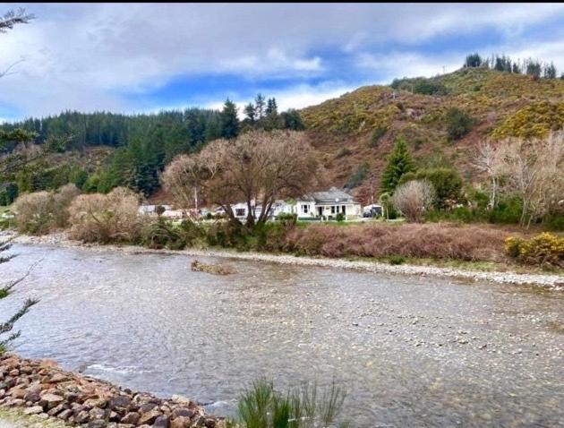 The Old Vicarage Hotel Reefton Ngoại thất bức ảnh